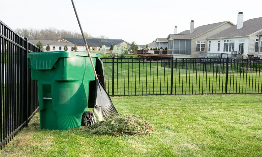 How to Dispose of Yard Waste